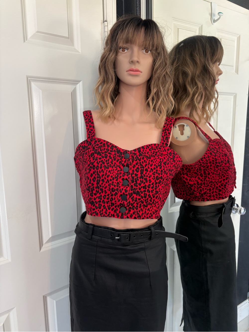Rockabilly, Gothic rocker Red black Leopard Print Crop Tank Top